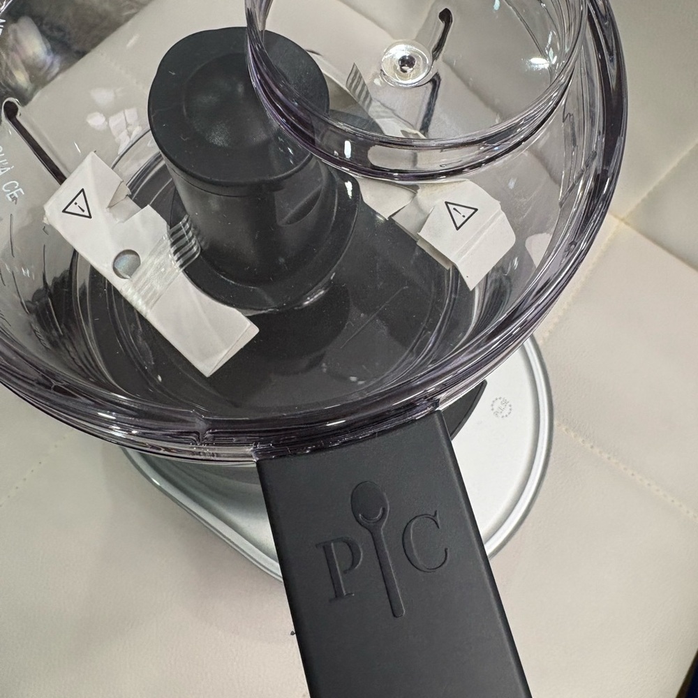 NEW! Food Processor 20% off & FREE SHIP! Pampered Chef NEW NEW NEVER USED